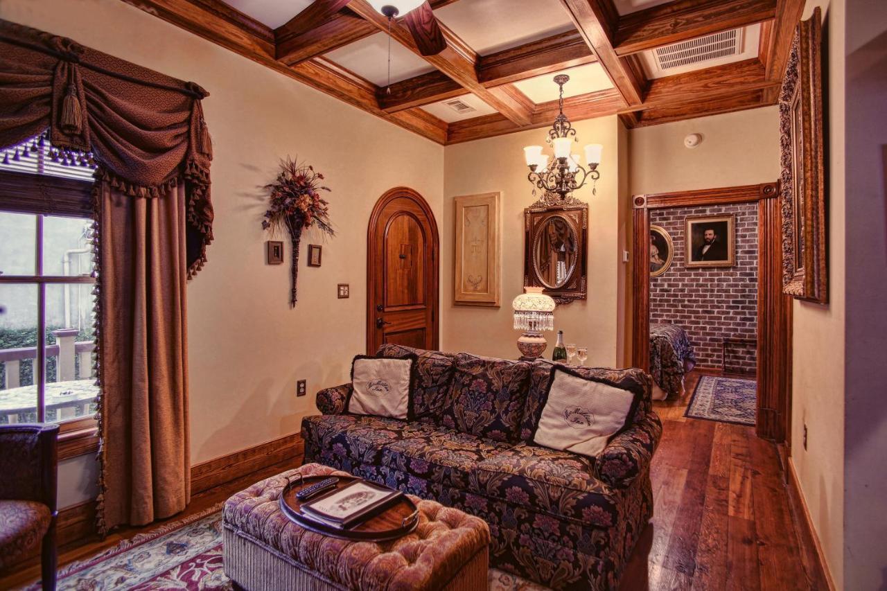 McMillan Inn Savannah Esterno foto