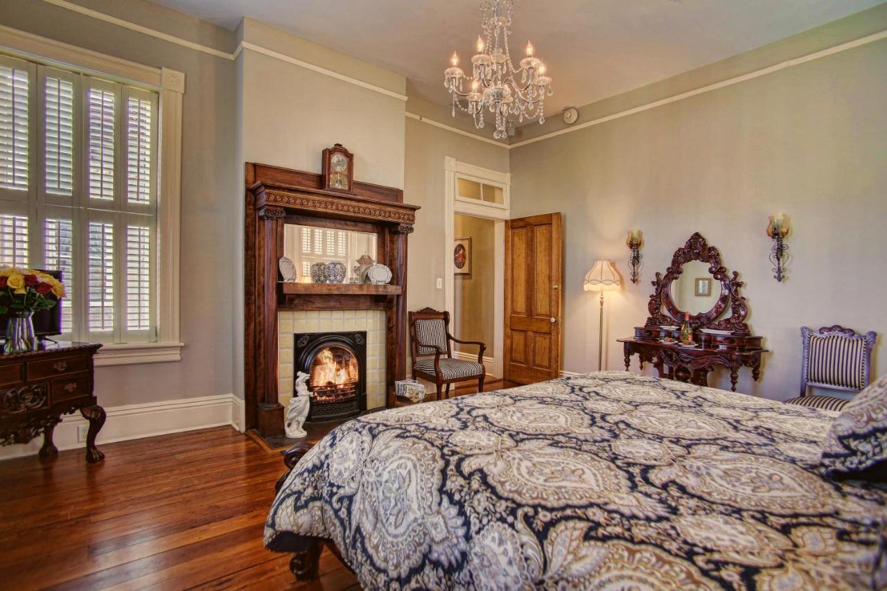 McMillan Inn Savannah Esterno foto