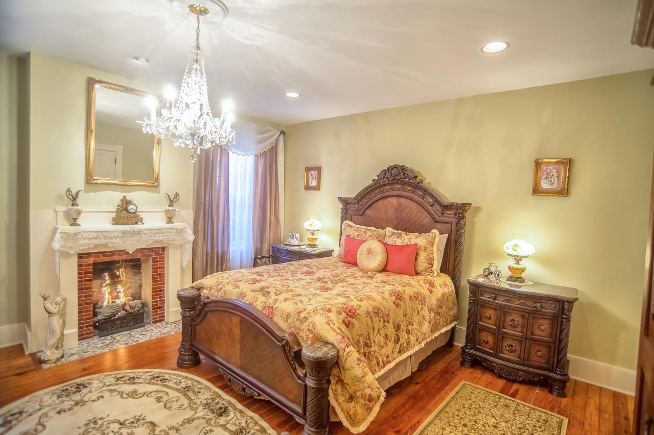 McMillan Inn Savannah Esterno foto